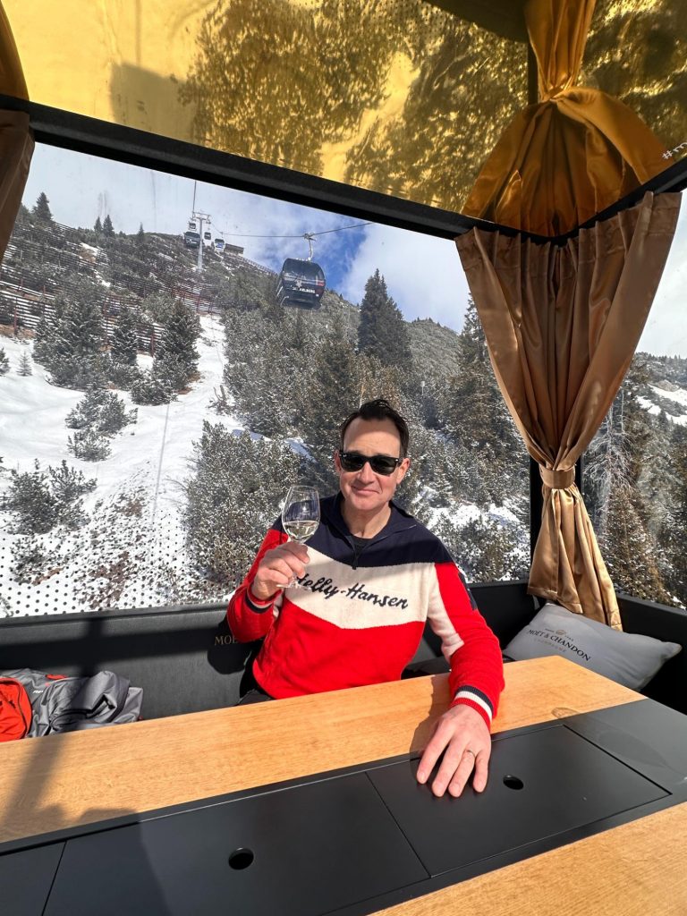 Moët & Chandon Champagne Gondola i Lech